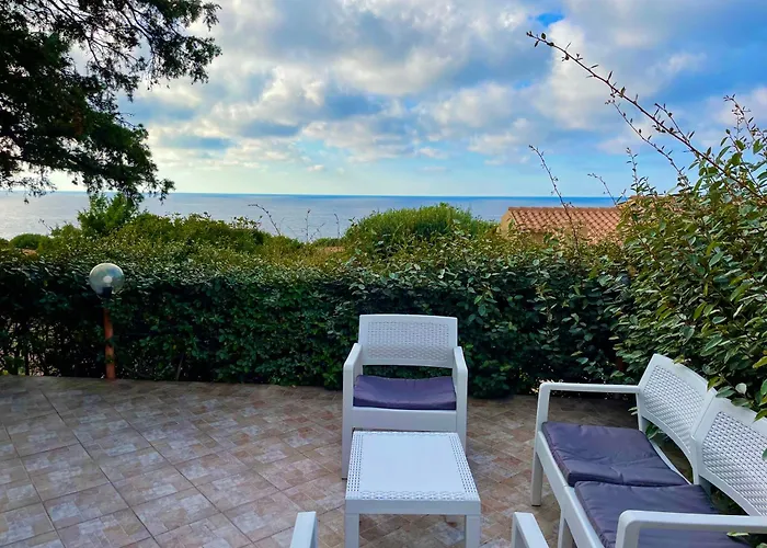 Дом отдыха Dei Ginepri - Sea View *